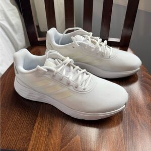 NWOT Adidas Women’s Lightmotion White Running Shoes
